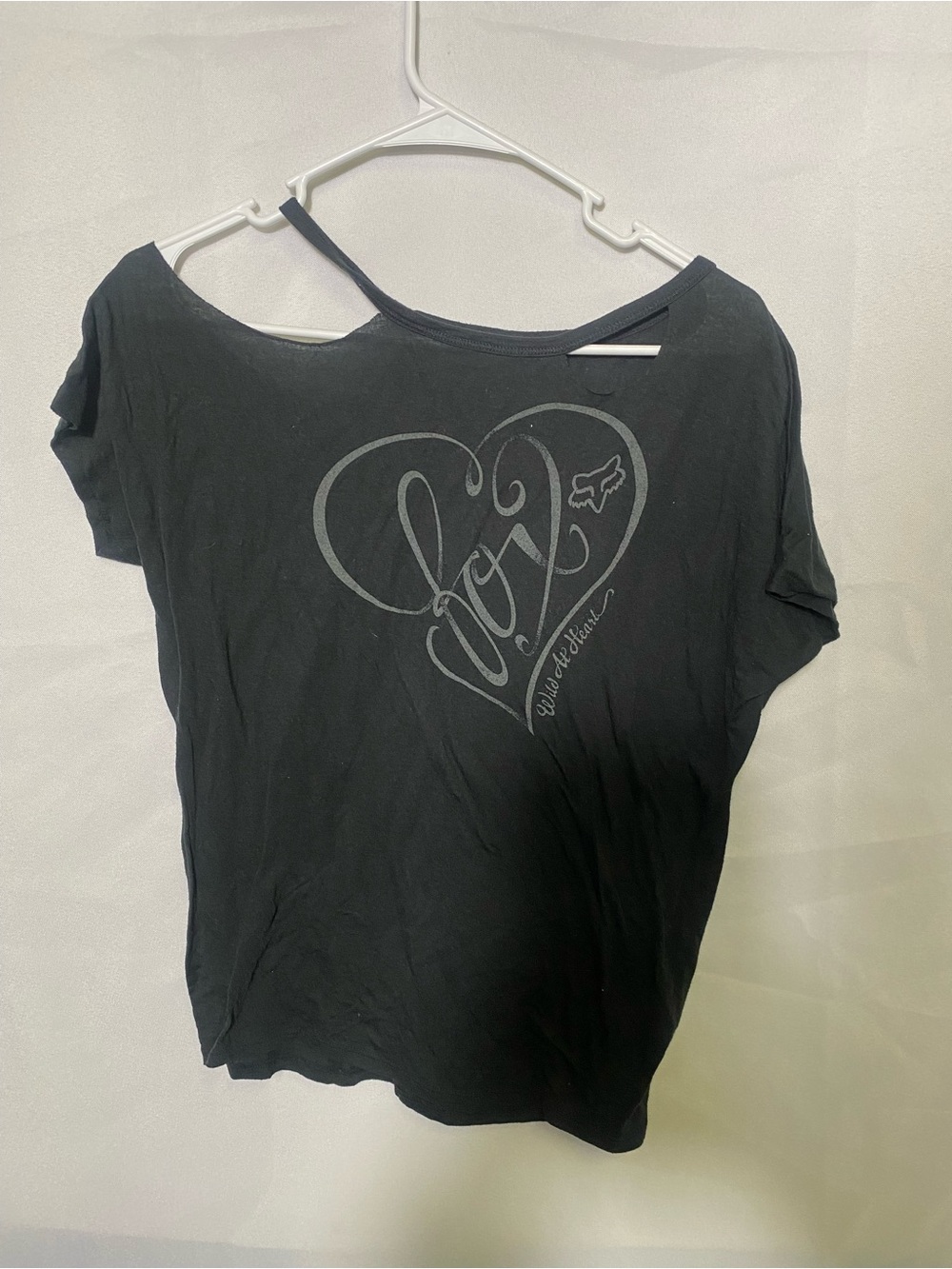 Fox Black Off-Shoulder Heart Graphic Tee